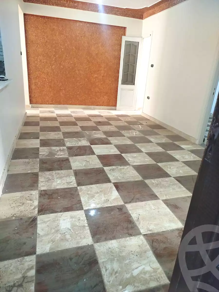https://aqarmap.com.eg/ar/listing/6945761-for-rent-alexandria-al-agamy-bw-ywsf