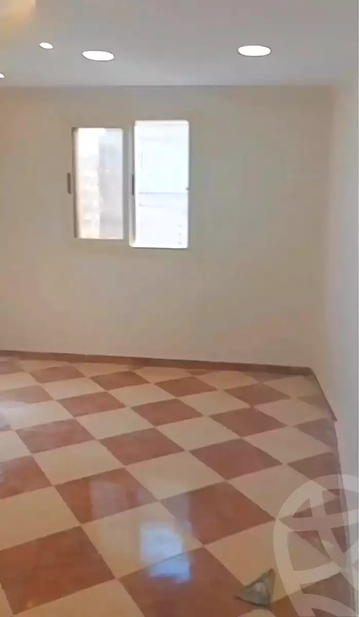 https://aqarmap.com.eg/en/listing/6945860-for-sale-alexandria-sydy-bshr-sydy-bshr-qbly-street-30