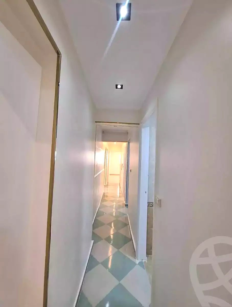 https://aqarmap.com.eg/ar/listing/6946243-for-sale-alexandria-sydy-bshr-sydy-bshr-bhry