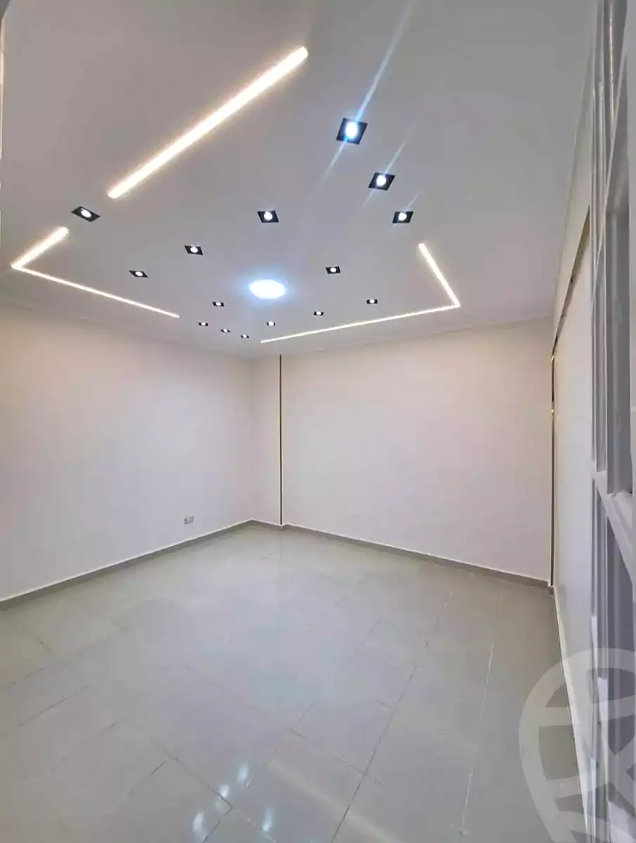 https://aqarmap.com.eg/ar/listing/6946243-for-sale-alexandria-sydy-bshr-sydy-bshr-bhry