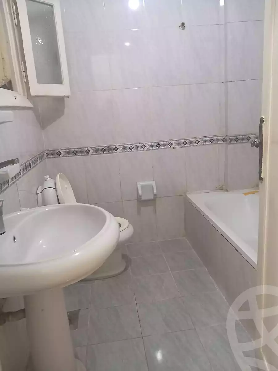 https://aqarmap.com.eg/ar/listing/6946262-for-sale-alexandria-miami-mahmoud-el-isawy-st