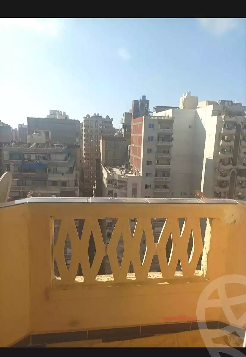 https://aqarmap.com.eg/ar/listing/6946383-for-sale-alexandria-sydy-bshr-sydy-bshr-bhry