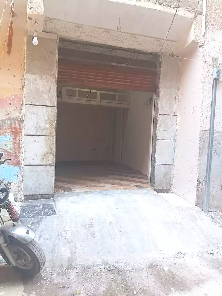 https://aqarmap.com.eg/en/listing/6946426-for-rent-alexandria-bakoos-al-kamel-st