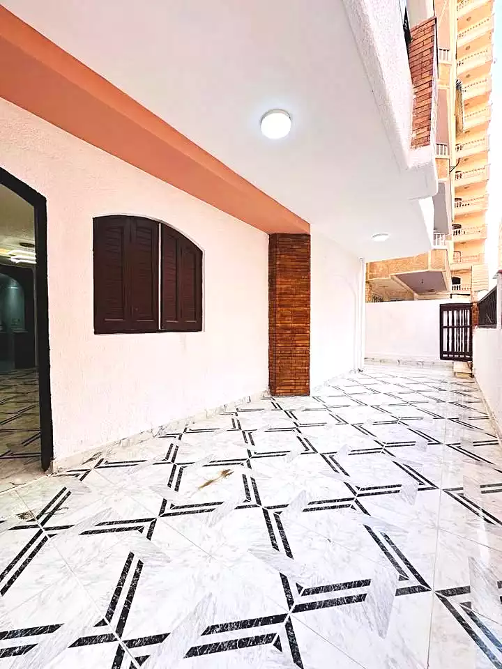 https://aqarmap.com.eg/en/listing/6946666-for-sale-alexandria-al-agamy-shataa-el-nakheel-street-45