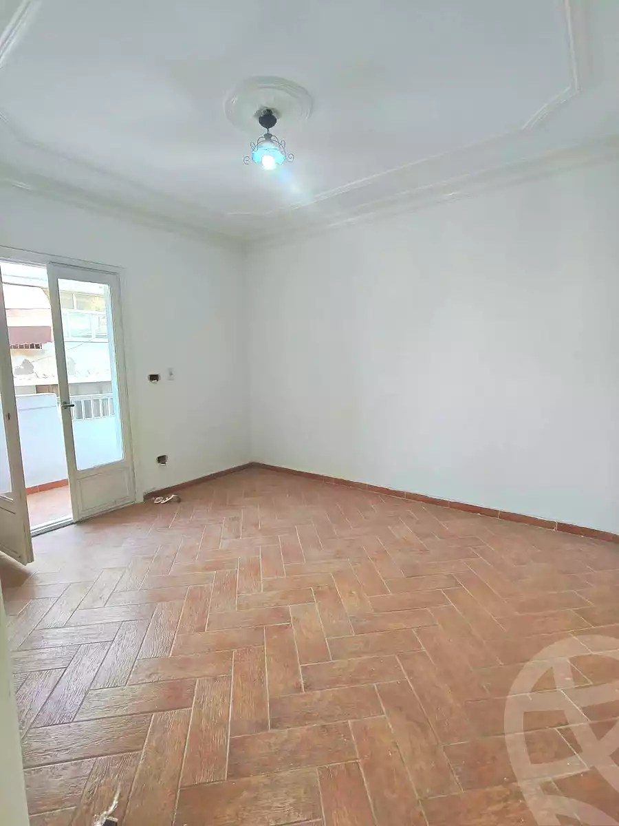 https://aqarmap.com.eg/en/listing/6946667-for-sale-alexandria-miami-shr-jml-bd-lnsr