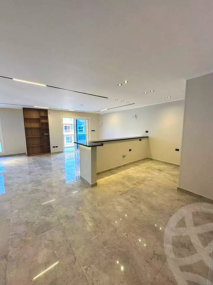https://aqarmap.com.eg/ar/listing/6946683-for-sale-cairo-new-cairo-compounds-mwrd-fq-llttwyr
