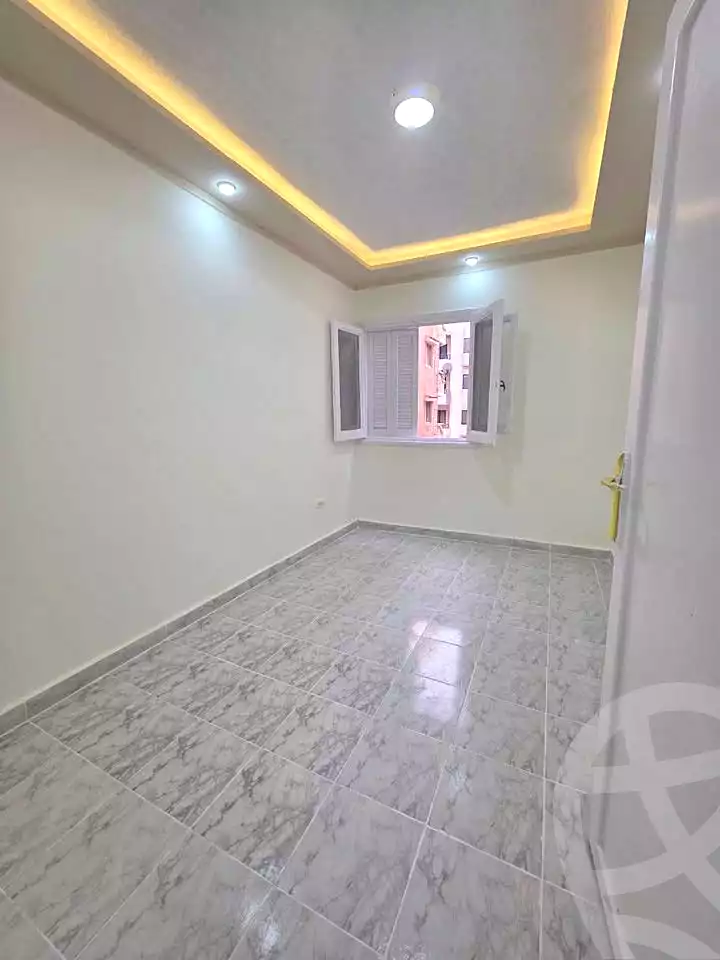 https://aqarmap.com.eg/ar/listing/6946755-for-sale-alexandria-al-agamy-shataa-el-nakheel-street-45
