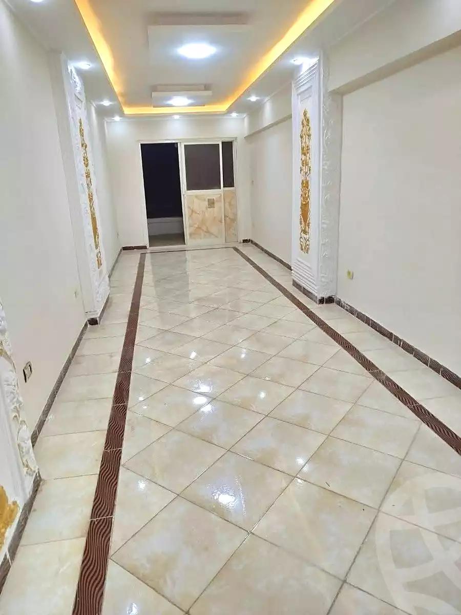 https://aqarmap.com.eg/ar/listing/6946999-for-rent-alexandria-al-agamy-bw-ywsf