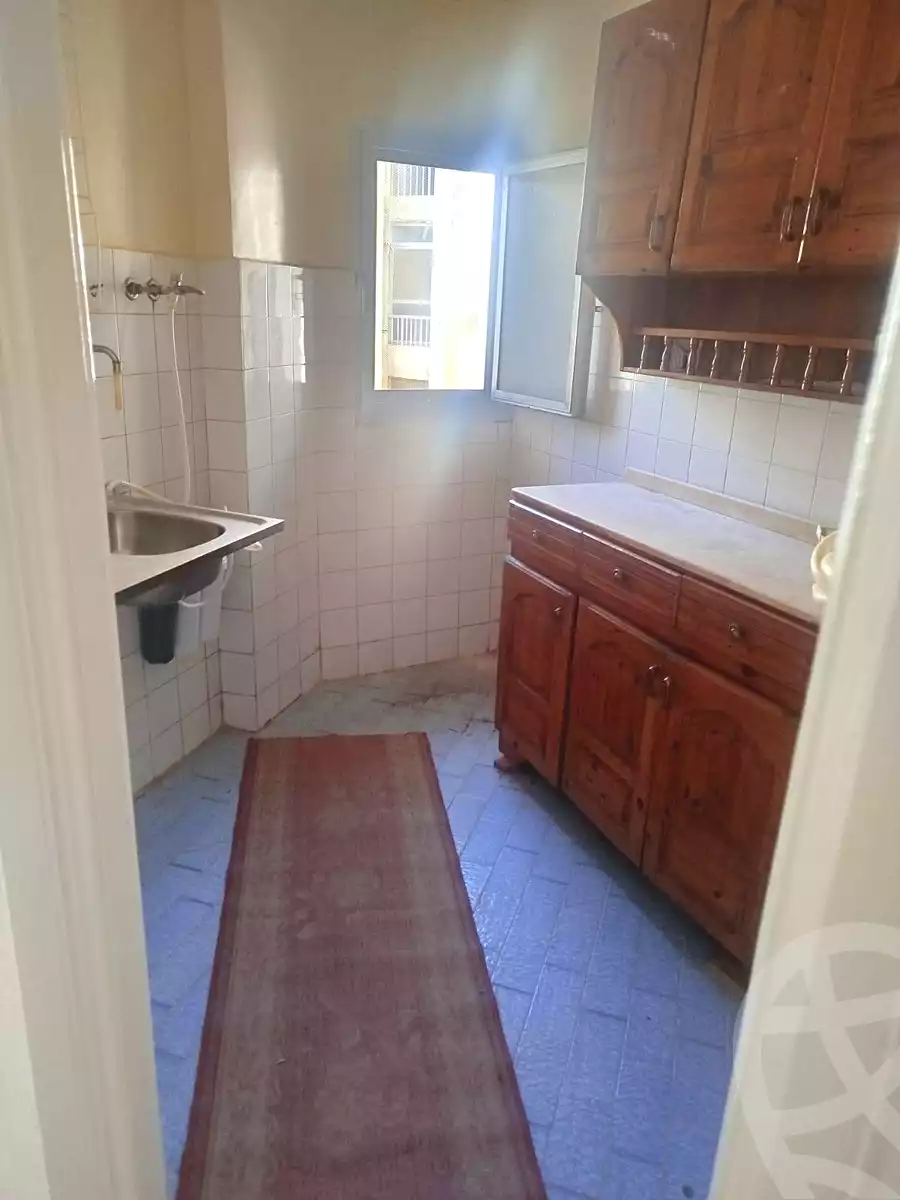 https://aqarmap.com.eg/ar/listing/6946999-for-rent-alexandria-al-agamy-bw-ywsf