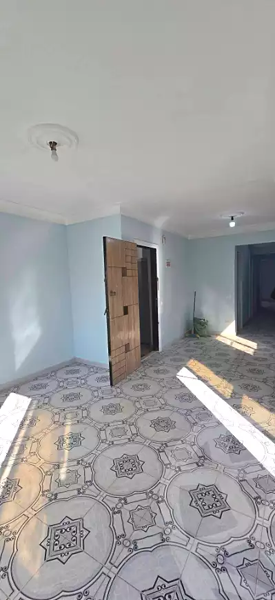 https://aqarmap.com.eg/ar/listing/6947255-for-rent-alexandria-el-mandara-shr-mlk-hfny