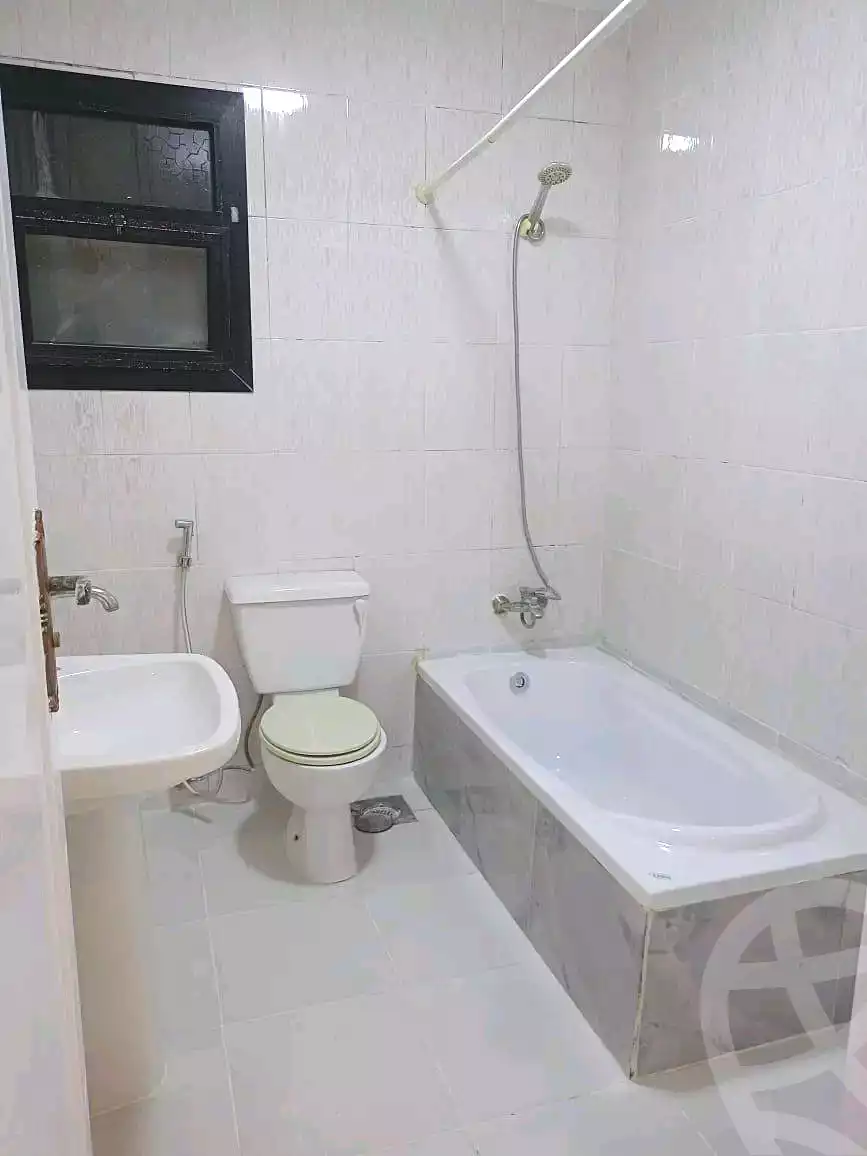 https://aqarmap.com.eg/ar/listing/6947496-for-sale-alexandria-al-agamy-shataa-el-nakheel