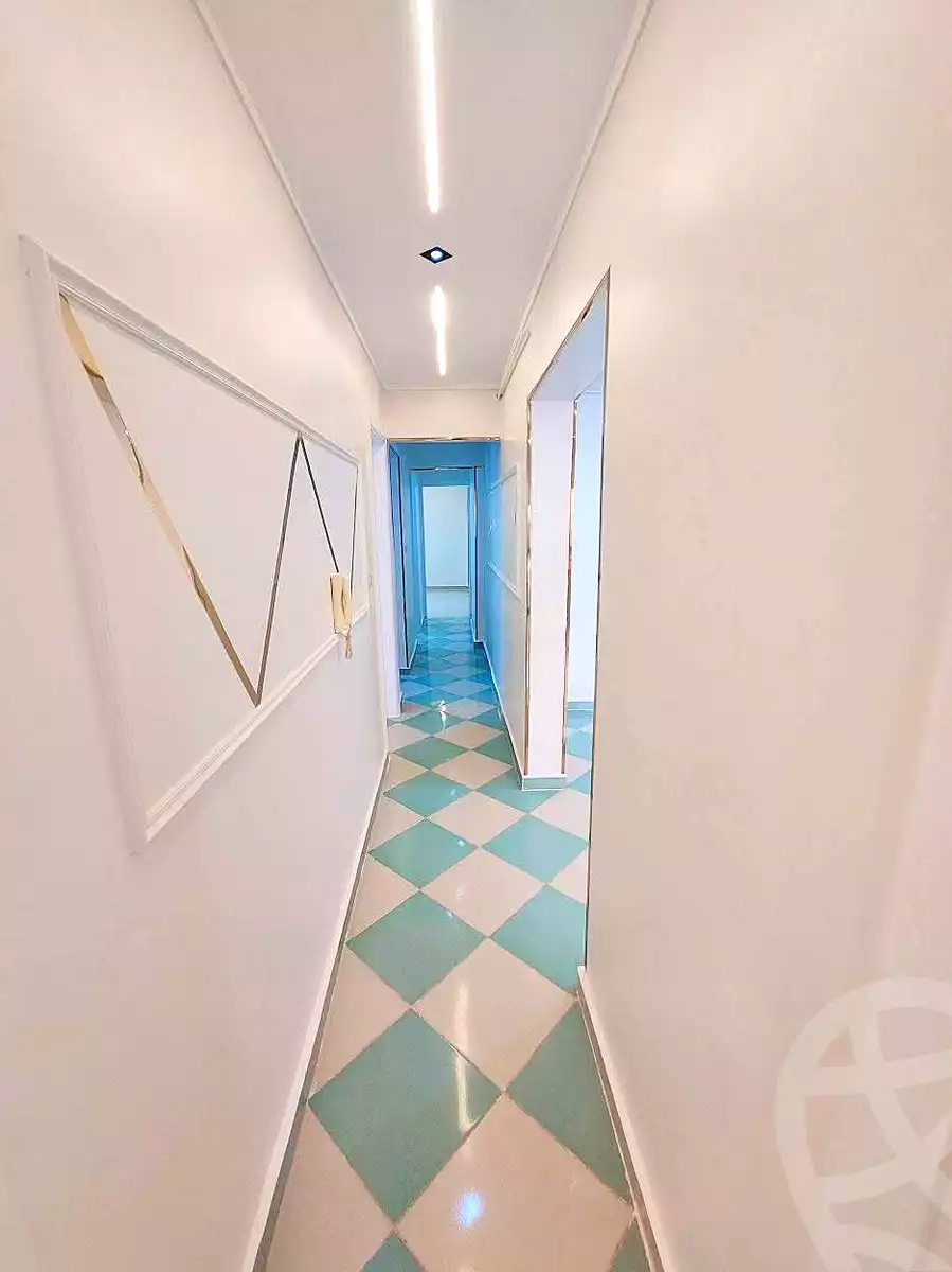 https://aqarmap.com.eg/ar/listing/6947741-for-sale-alexandria-sydy-bshr-sydy-bshr-bhry-shr-khld-bn-lwlyd