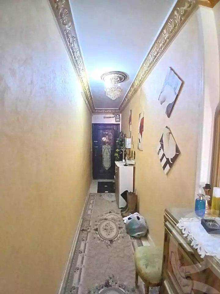 https://aqarmap.com.eg/ar/listing/6947733-for-sale-alexandria-moharram-bey-tryq-qn-lswys