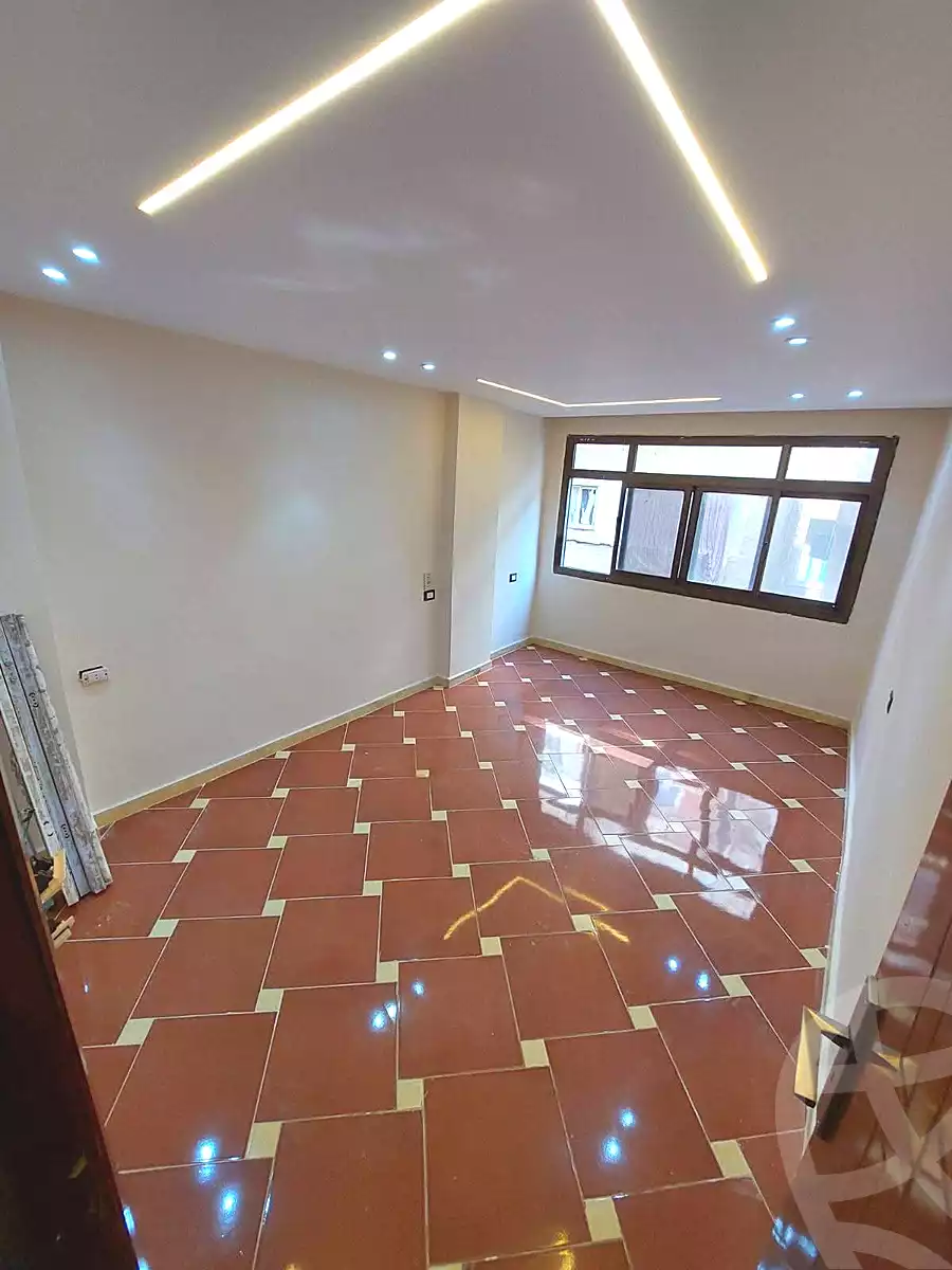 https://aqarmap.com.eg/ar/listing/6948026-for-sale-alexandria-miami-mahmoud-el-isawy-st