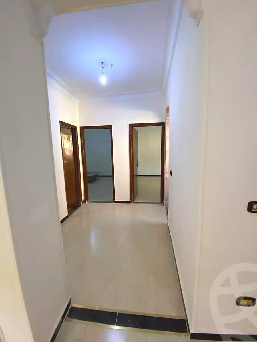 https://aqarmap.com.eg/ar/listing/6948156-for-sale-cairo-ain-shams-jsr-lswys-tqsym-mr-bn-lkhtb