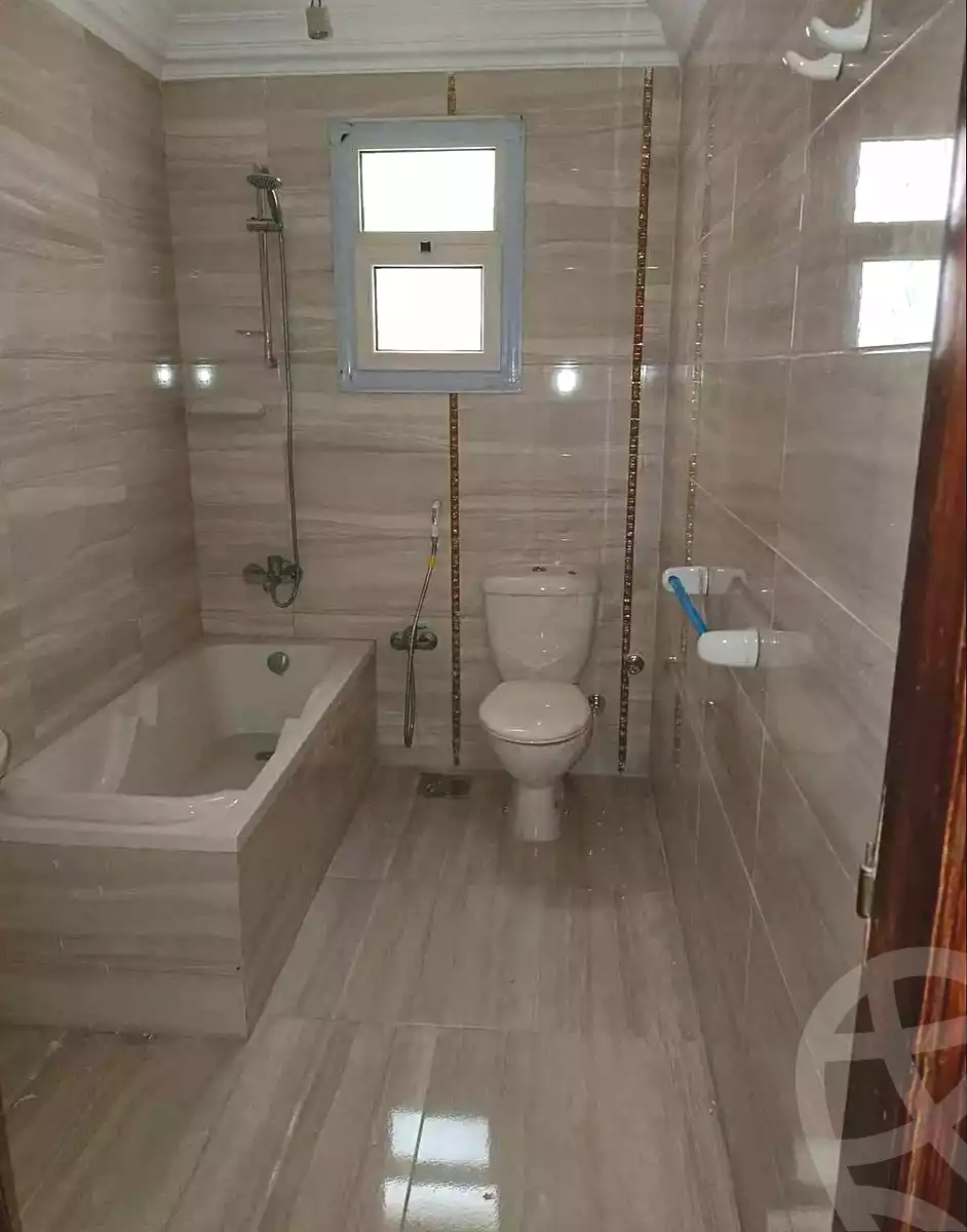 https://aqarmap.com.eg/ar/listing/6948241-for-sale-alexandria-camp-cesar-port-said-street