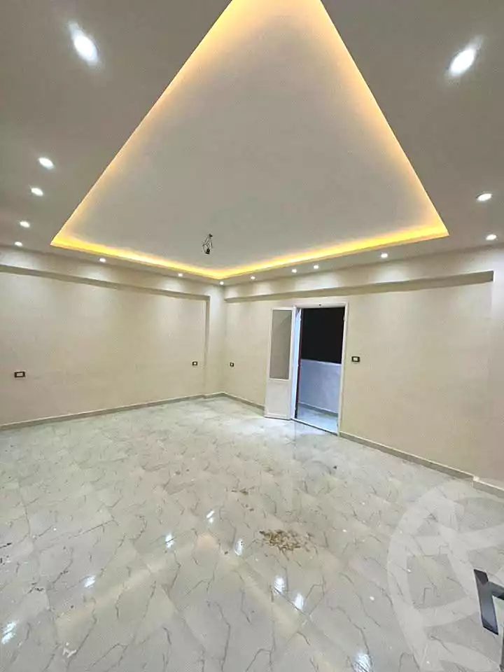 https://aqarmap.com.eg/ar/listing/6948244-for-sale-alexandria-al-agamy-lbytsh-qased-kareem-st