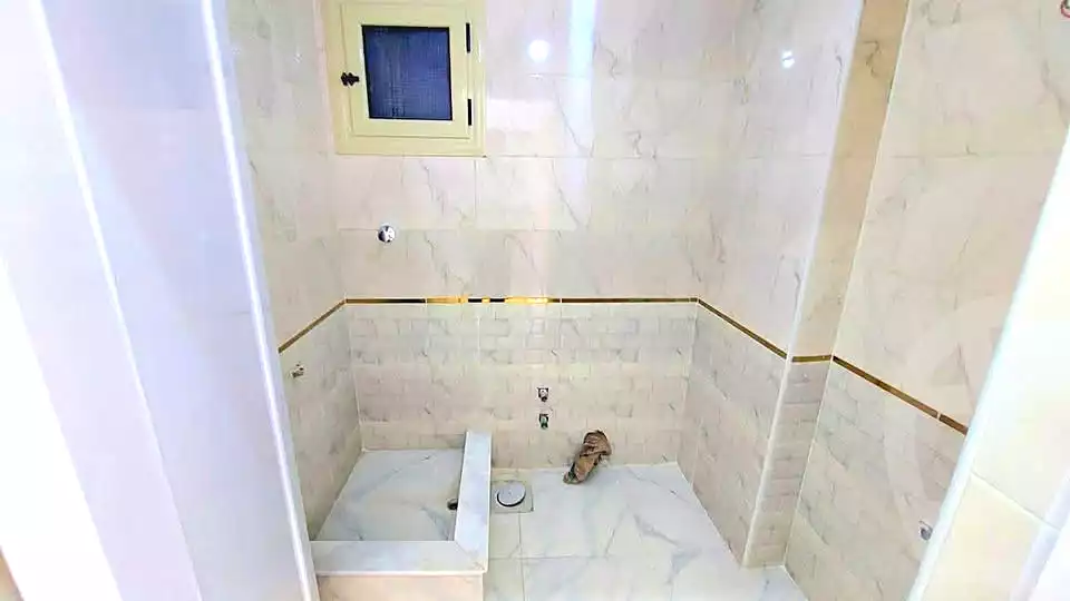 https://aqarmap.com.eg/ar/listing/6948496-for-sale-alexandria-miami-mahmoud-el-isawy-st