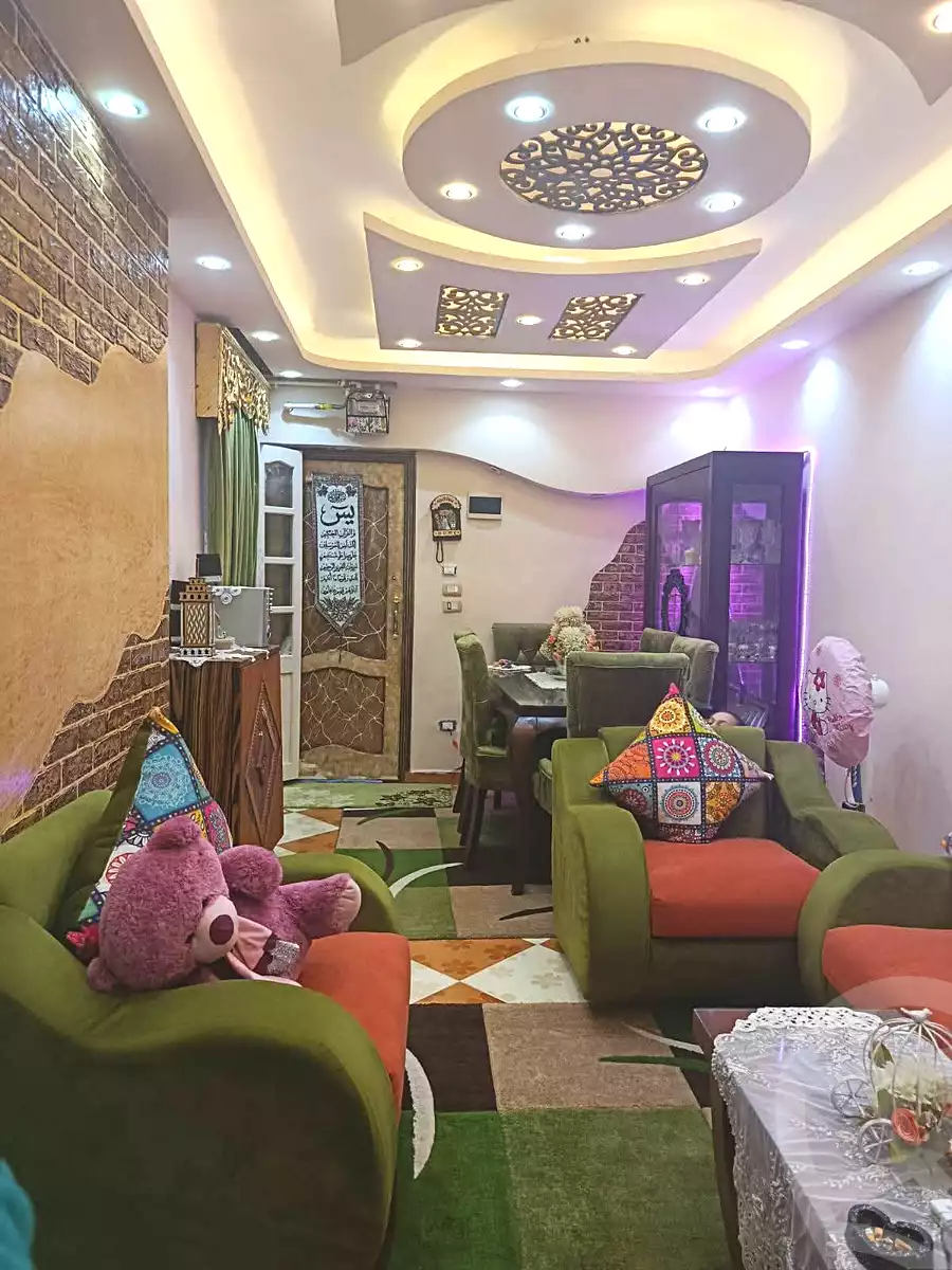 https://aqarmap.com.eg/ar/listing/6950188-for-sale-alexandria-sydy-bshr-sydy-bshr-bhry-shr-mhmwd-l-yswy