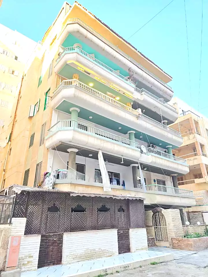 https://aqarmap.com.eg/ar/listing/6950298-for-sale-alexandria-al-agamy-shataa-el-nakheel