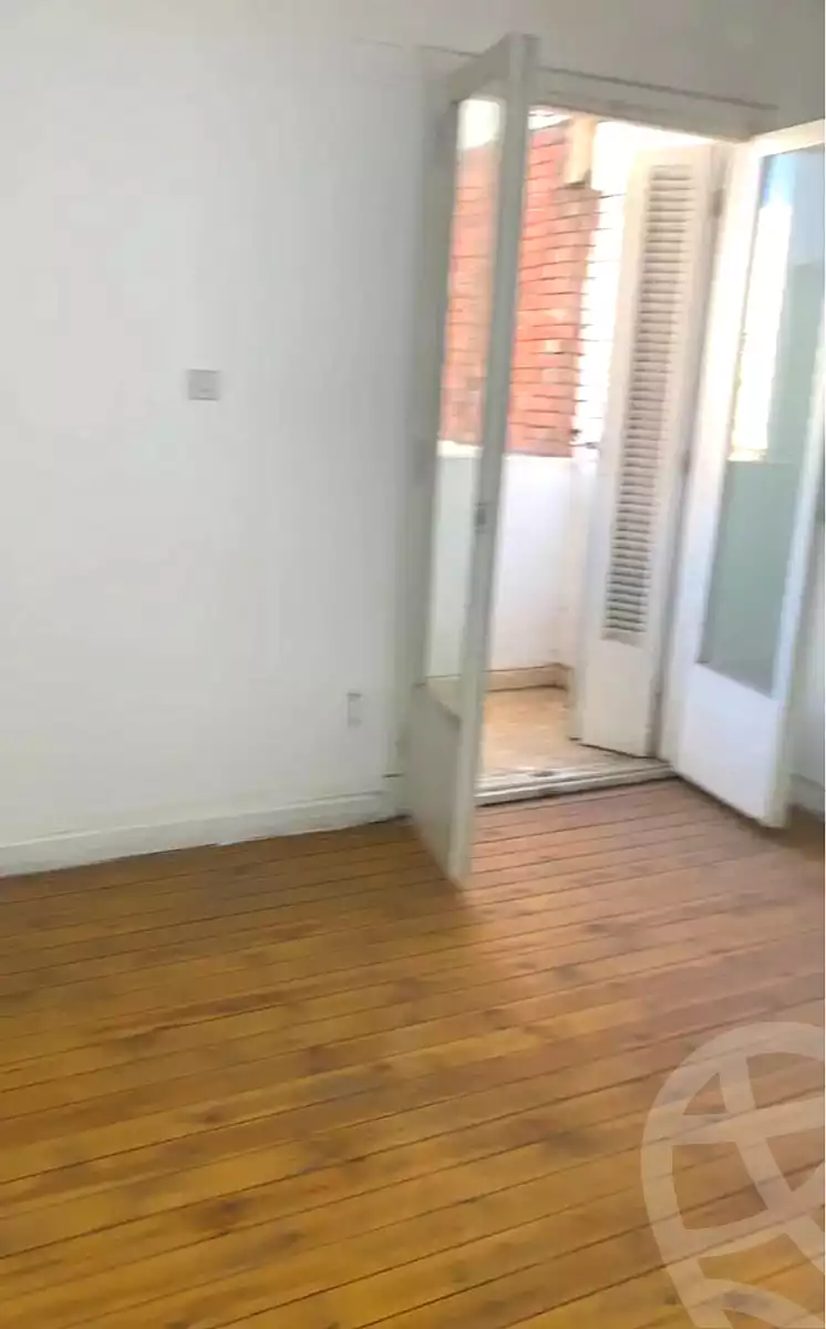 https://aqarmap.com.eg/ar/listing/6950370-for-sale-alexandria-miami-shr-jml-bd-lnsr