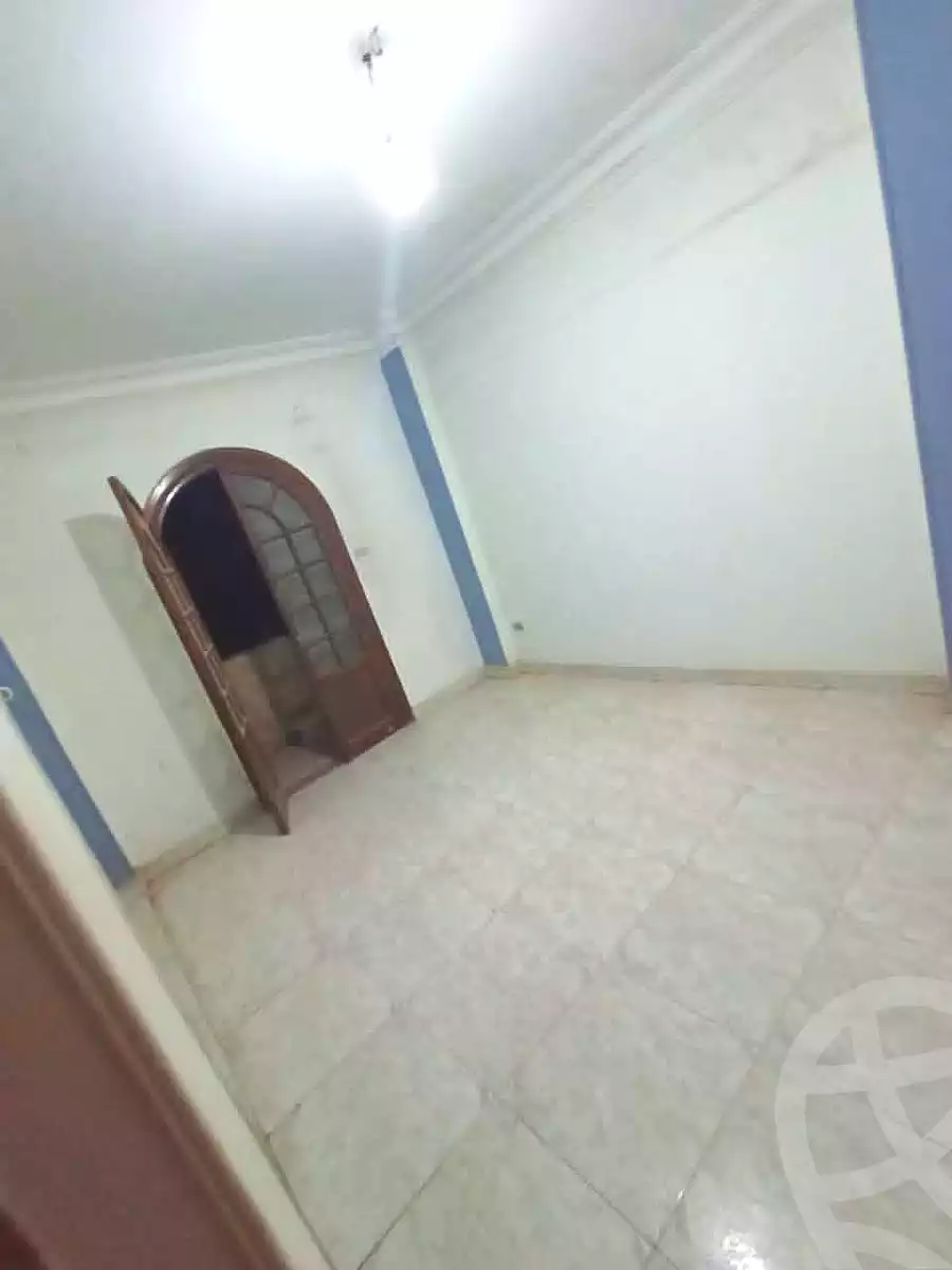 https://aqarmap.com.eg/ar/listing/6950486-for-sale-cairo-helwan-helwan-el-sharkeya-thabit-basha-st