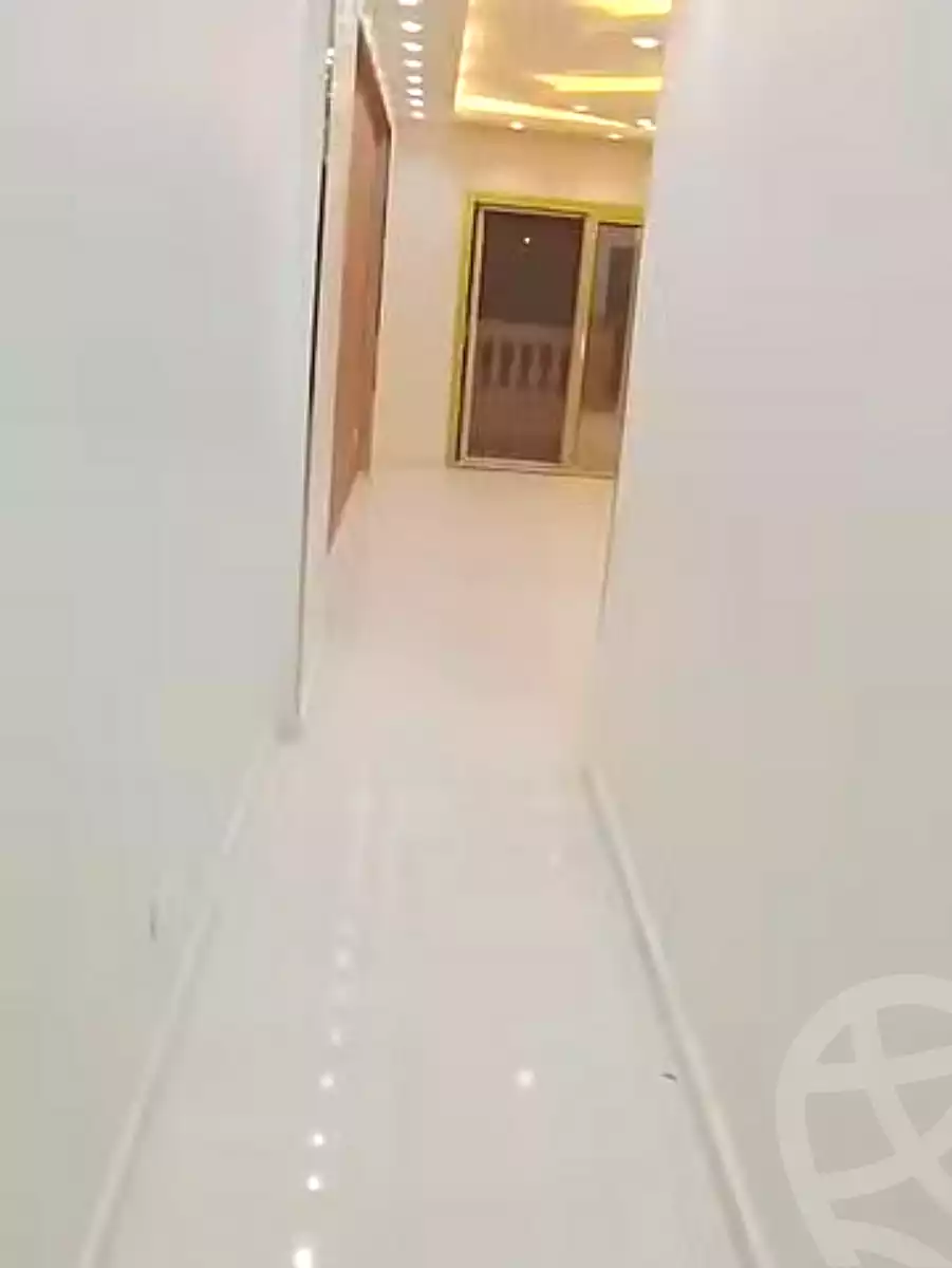 https://aqarmap.com.eg/en/listing/6950606-for-sale-cairo-helwan-hadayek-helwan-el-eshrein-st