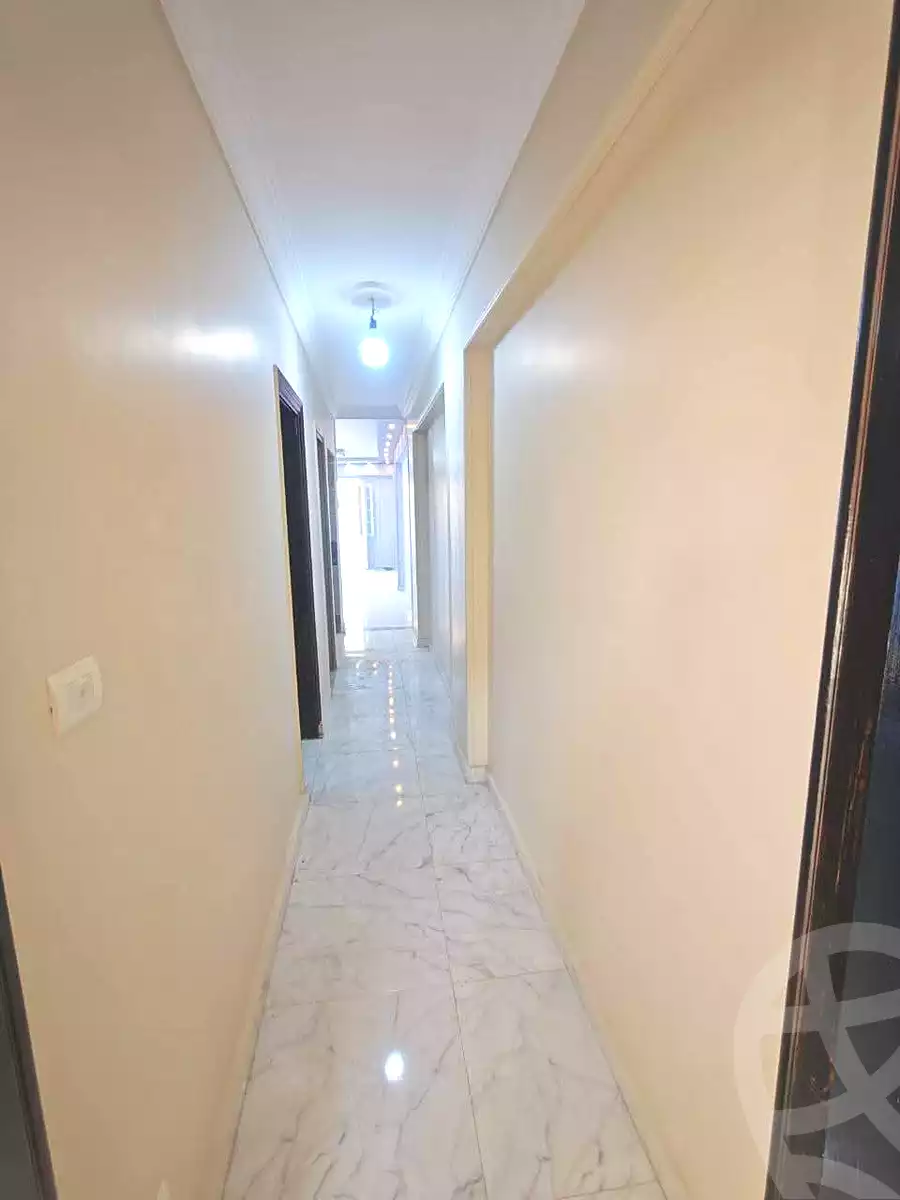 https://aqarmap.com.eg/ar/listing/6950848-for-sale-alexandria-al-agamy-el-hanouvel-el-warsha-st