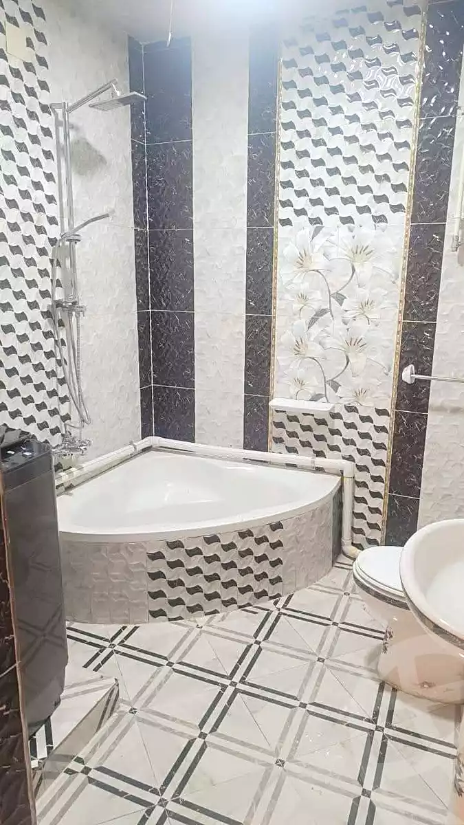 https://aqarmap.com.eg/en/listing/6950893-for-rent-cairo-faisal-el-maryotyah-dr-lashin-st
