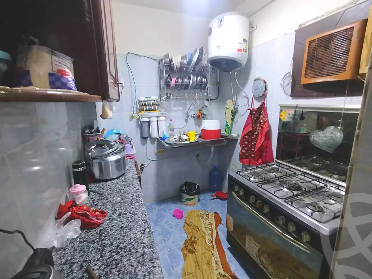 https://aqarmap.com.eg/en/listing/6950731-for-sale-alexandria-al-agamy-el-hanouvel-el-kholafaa-el-rashdeen-st