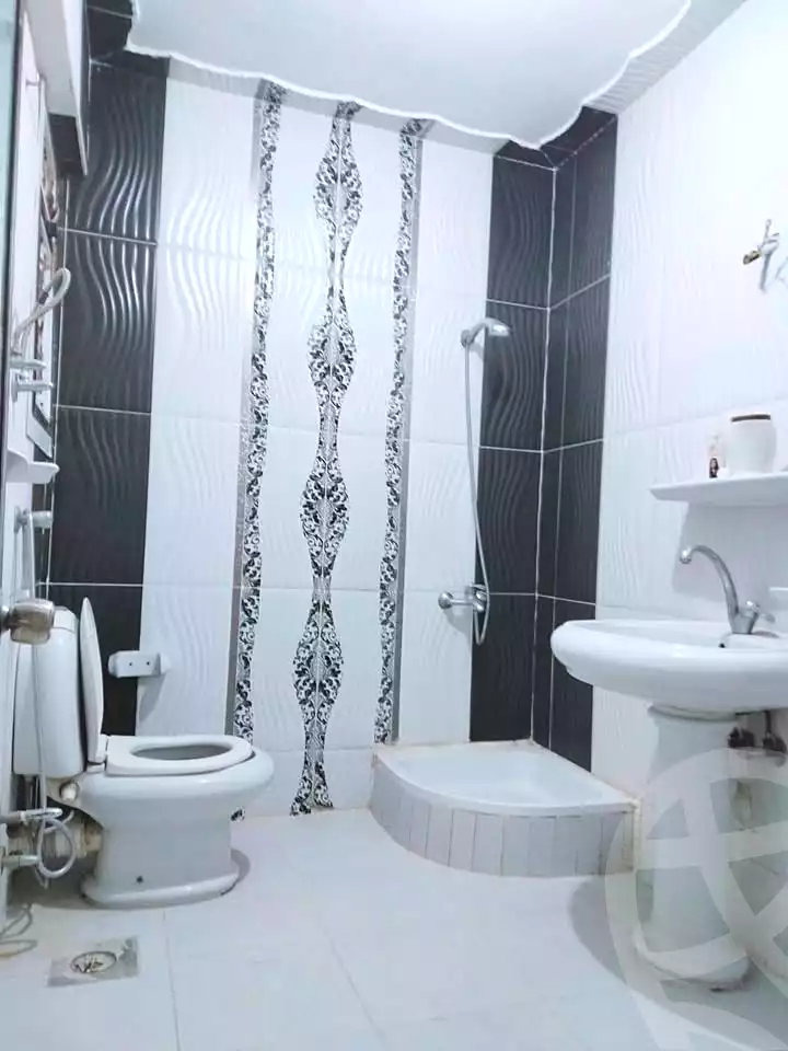 https://aqarmap.com.eg/ar/listing/6951154-for-sale-alexandria-al-agamy-el-hanouvel-al-haded-we-al-soulb-st