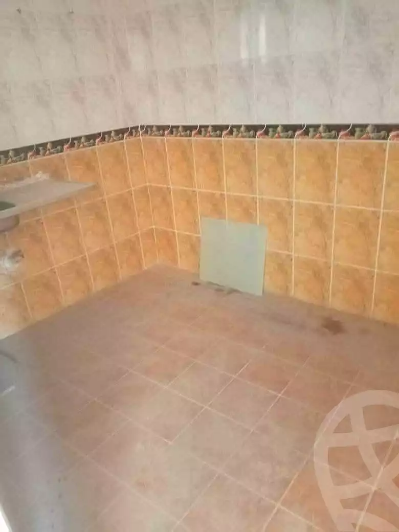 https://aqarmap.com.eg/ar/listing/6950646-for-rent-alexandria-al-agamy-el-hanouvel-el-kholafaa-el-rashdeen-st