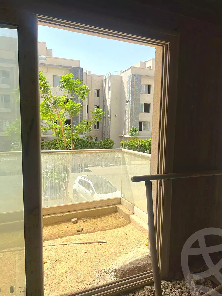 https://aqarmap.com.eg/en/listing/6951472-for-sale-cairo-new-cairo-compounds-galleria-moon-valley-compound-arabia