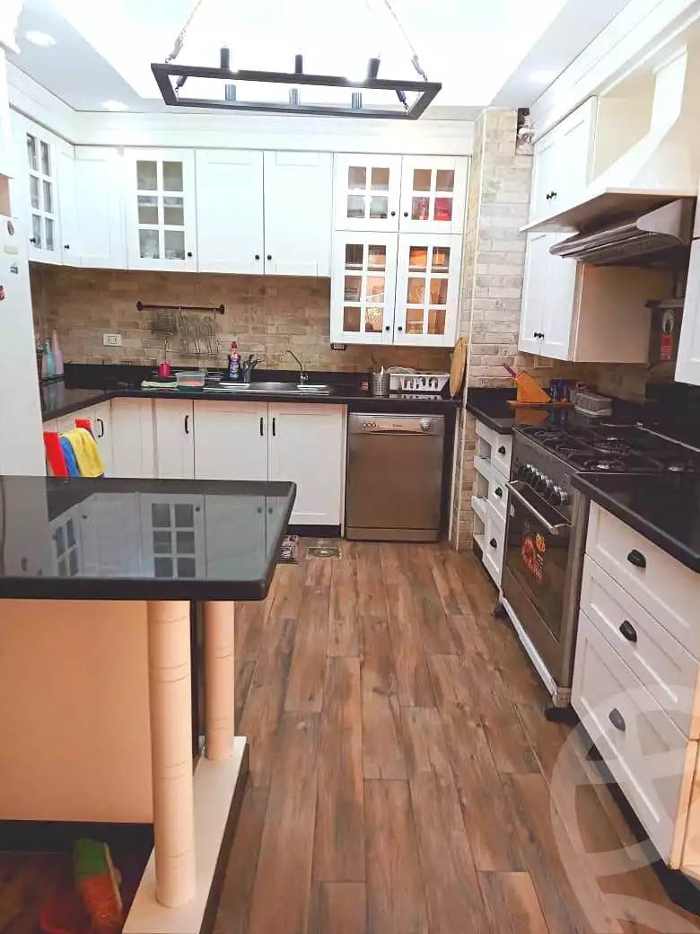 https://aqarmap.com.eg/ar/listing/6951729-for-sale-cairo-new-cairo-compounds-la-rose