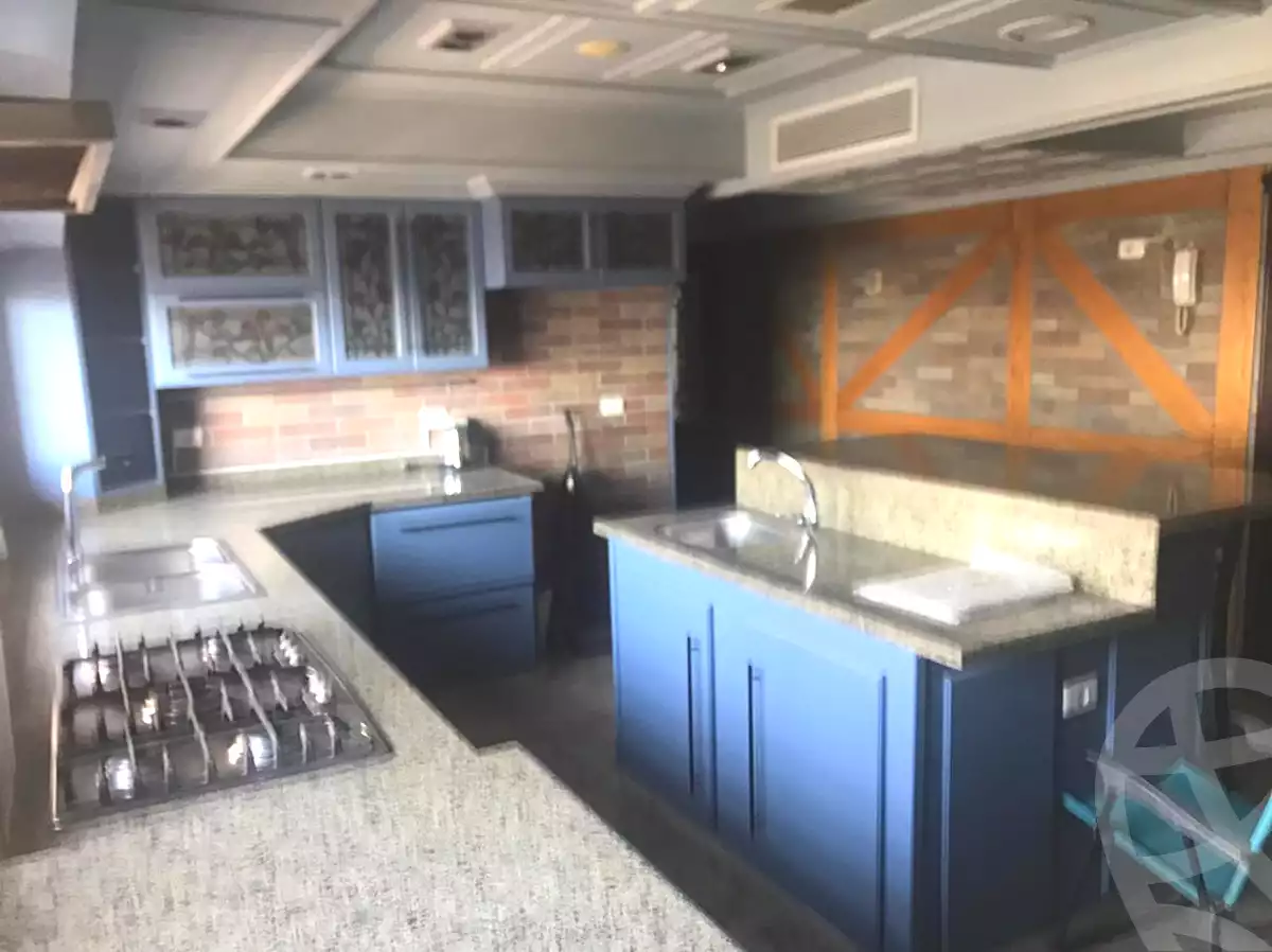 https://aqarmap.com.eg/ar/listing/6951981-for-rent-cairo-dokki-kwrnysh-lnyl