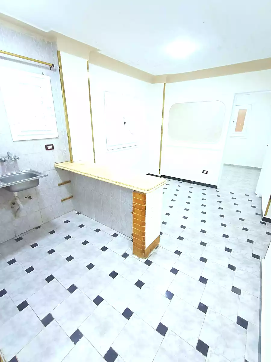 https://aqarmap.com.eg/en/listing/6950331-for-sale-alexandria-al-agamy