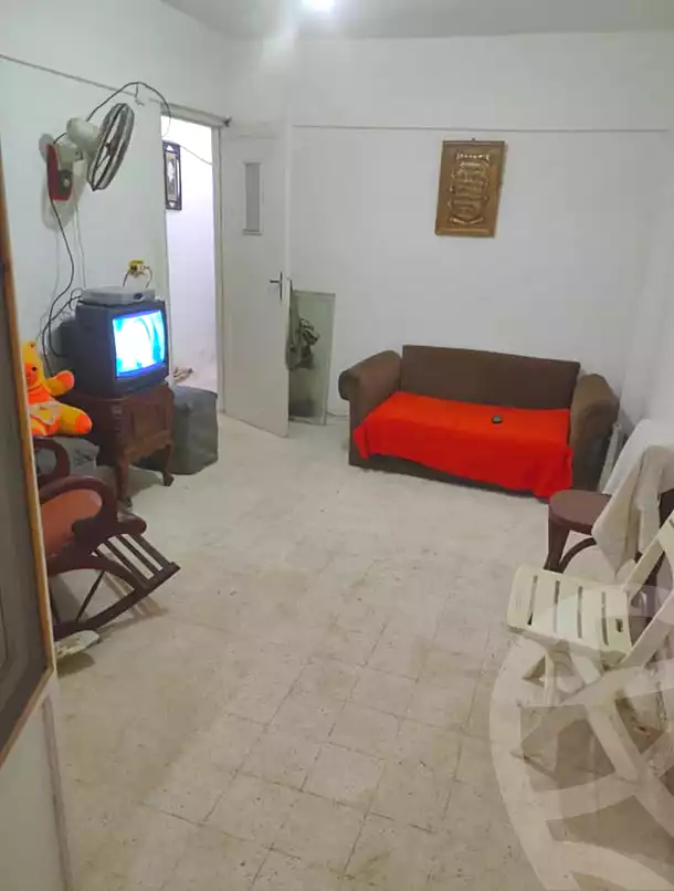 https://aqarmap.com.eg/en/listing/6952135-for-sale-alexandria-al-agamy-bw-ywsf-hosni-mubarak-st