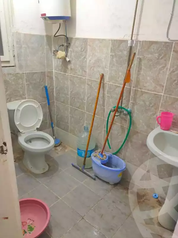https://aqarmap.com.eg/en/listing/6952135-for-sale-alexandria-al-agamy-bw-ywsf-hosni-mubarak-st