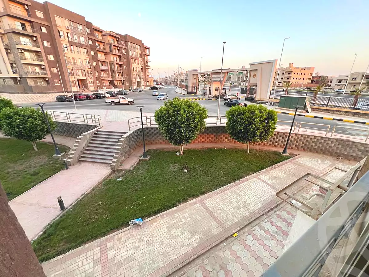 https://aqarmap.com.eg/ar/listing/6952251-for-sale-cairo-new-cairo-compounds-dar-misr-el-koronfel
