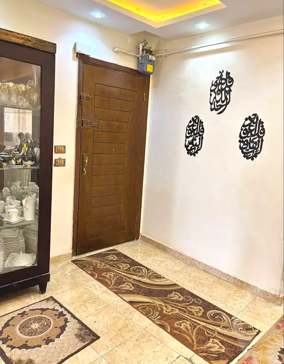 https://aqarmap.com.eg/ar/listing/6952350-for-sale-alexandria-fyktwry-el-amir-abd-el-haleem-st