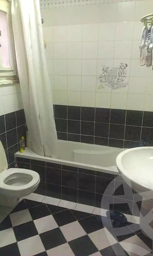 https://aqarmap.com.eg/ar/listing/6952704-for-sale-cairo-ain-shams-jsr-lswys-tqsym-mr-bn-lkhtb