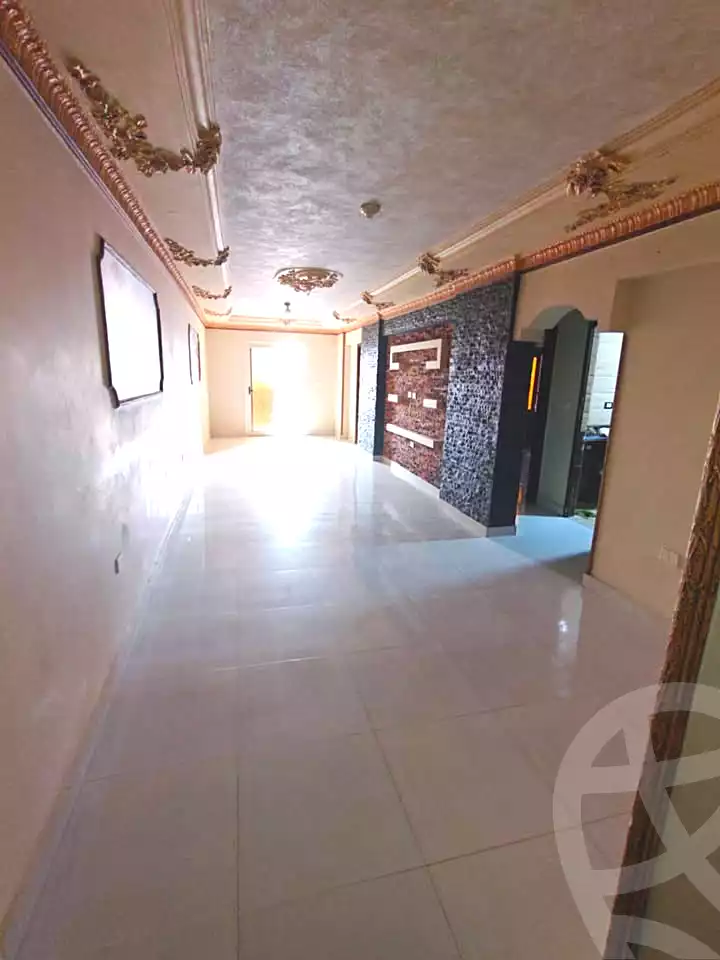 https://aqarmap.com.eg/en/listing/6953059-for-rent-alexandria-al-agamy-bw-ywsf