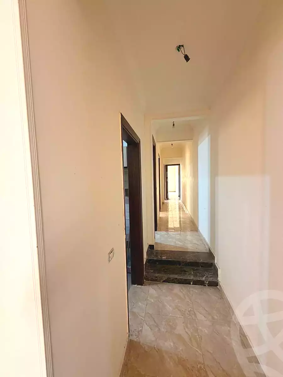 https://aqarmap.com.eg/ar/listing/6953102-for-rent-cairo-new-cairo-south-investors-al-gezira-st