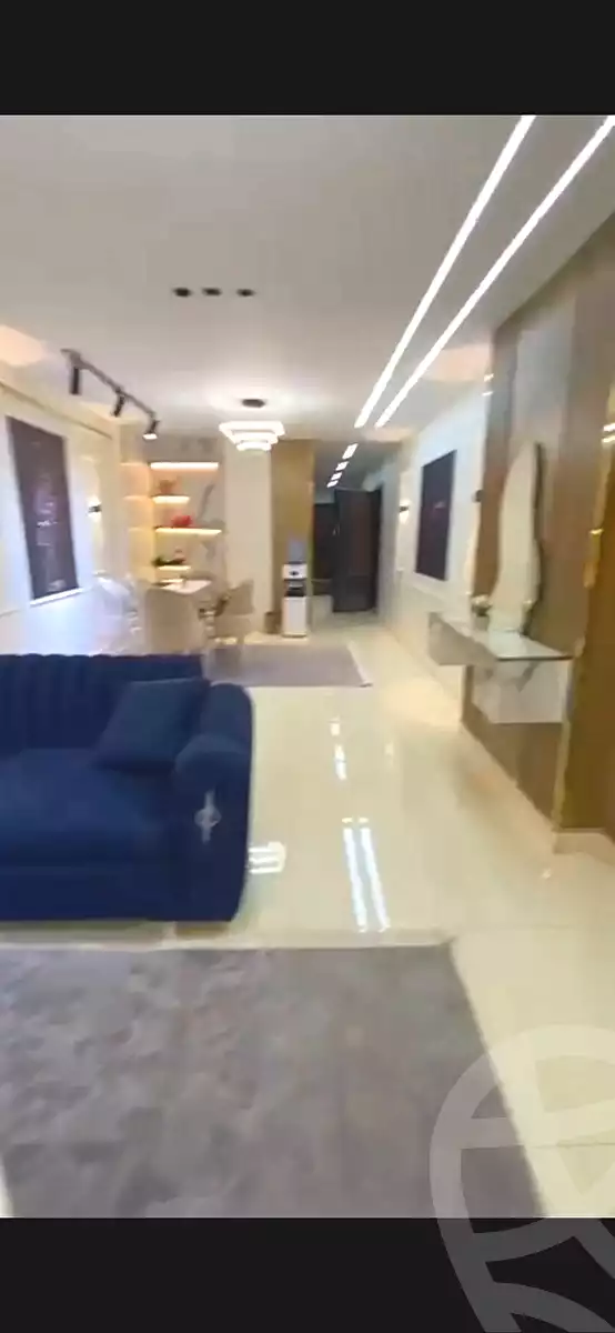https://aqarmap.com.eg/ar/listing/6953918-for-sale-cairo-el-haram-el-maryotya-nazlet-el-seesy-st
