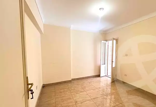https://aqarmap.com.eg/en/listing/6954014-for-sale-alexandria-ganaklis-shr-bw-qyr-tryq-lhry