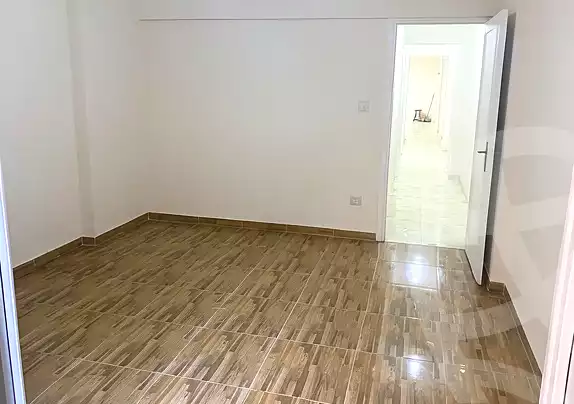 https://aqarmap.com.eg/en/listing/6954020-for-rent-alexandria-ganaklis-shr-bw-qyr-tryq-lhry