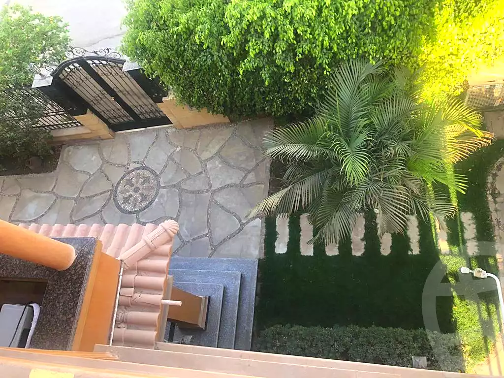 https://aqarmap.com.eg/en/listing/6954458-for-sale-cairo-new-cairo-compounds-byljyw