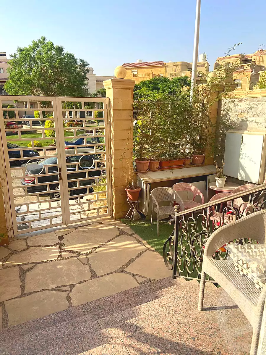 https://aqarmap.com.eg/en/listing/6954634-for-sale-cairo-new-cairo-compounds-la-rose