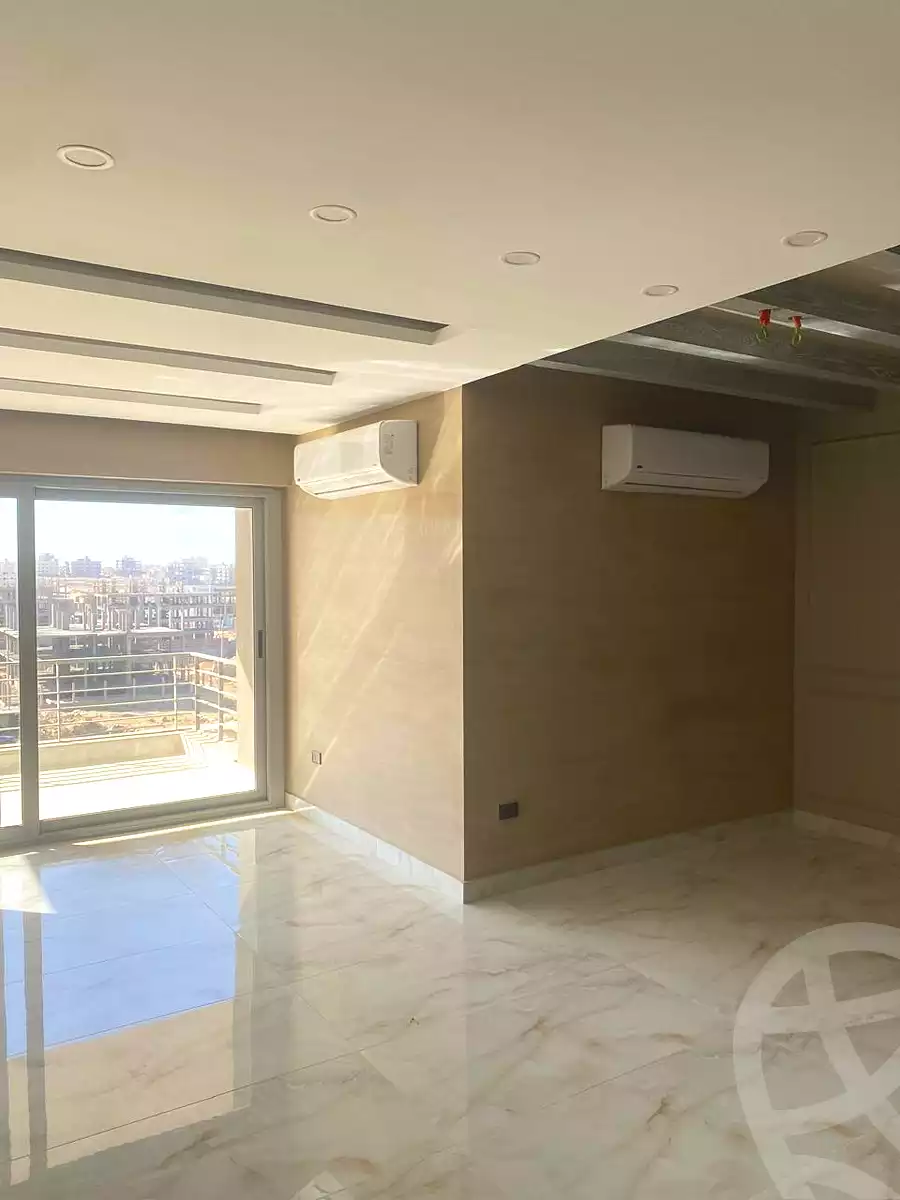 https://aqarmap.com.eg/en/listing/6954641-for-sale-cairo-new-cairo-compounds-blm-hylz-nyw-kyrw