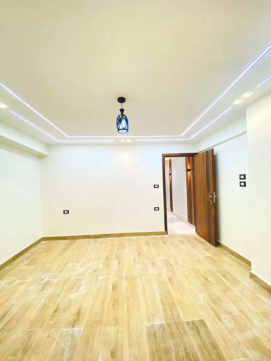 https://aqarmap.com.eg/ar/listing/6954705-for-sale-cairo-el-haram-el-lebeny-el-magzar-el-aly-st